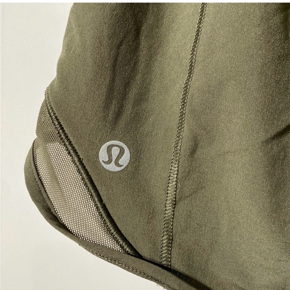 Lululemon Hotty Hot HR Short 2.5” Lined Army Green